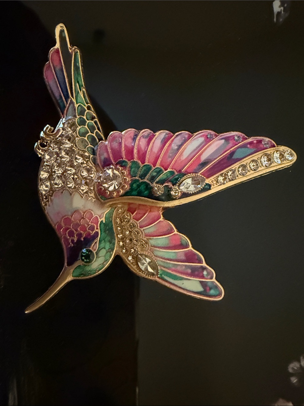 Elegant Hummingbird Enamel Brooch in Pink & Green - Fashion Jewelry